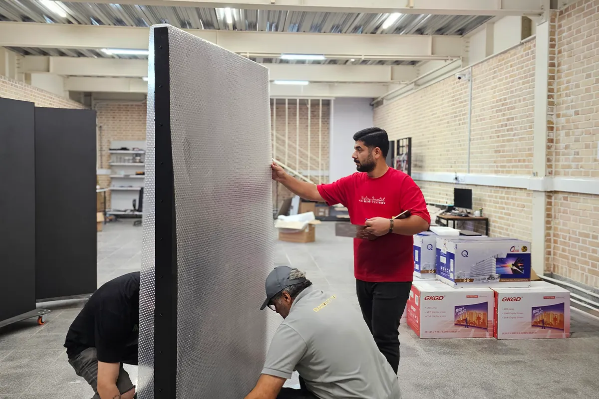 استند دیجیتال دیاکو